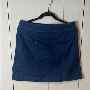 LOFT Women's Dark Blue Mini Skirt size 29